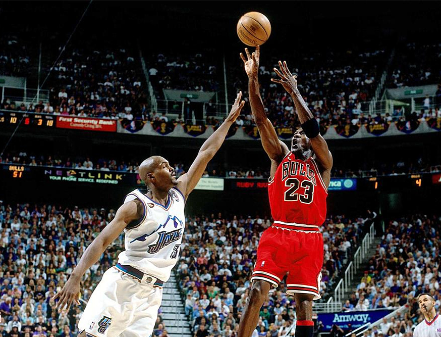 亚博体育-JackeyLove重要时刻险胜，公牛带队取胜！热度持续攀升-亚博体育