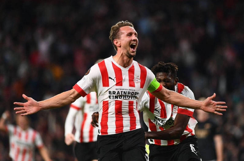 亚博体育-包含风云突变！埃因霍温关键时刻强势反弹，欧联版图或变，质疑声仍在，团队化学反应显著的词条-亚博体育